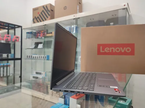 lenovo IdeaPad Slim  Ryzen 7 7730U Neuf sous emballage jamais utiliser 