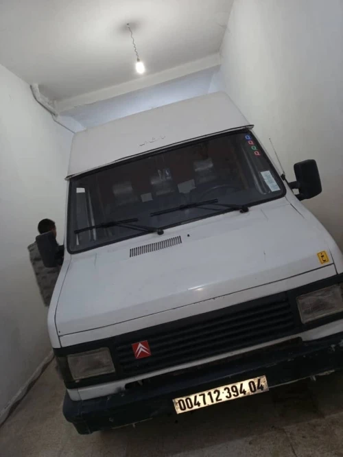 PEUJEOT J5 1994