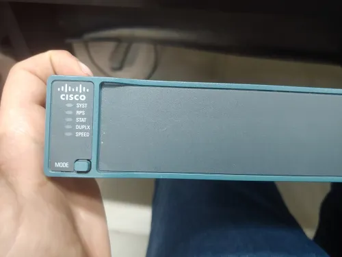 Switch catalyst 2960