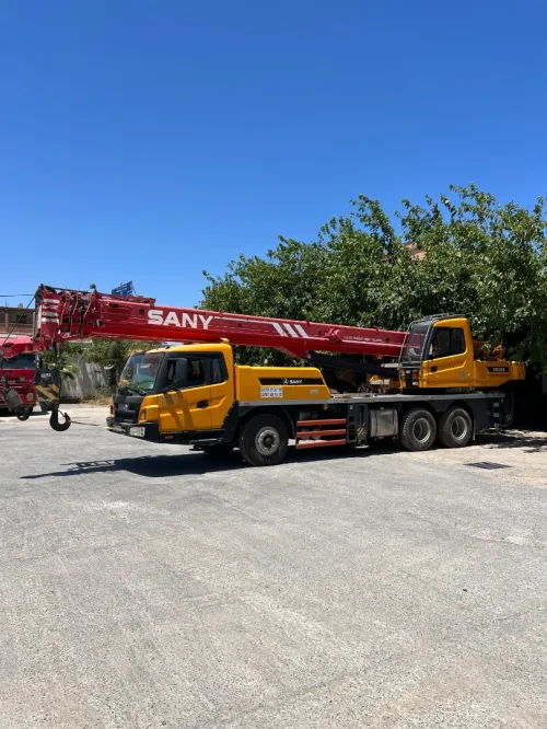 Sany grue mobile 25T 2013