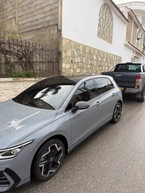 Volkswagen Golf 8 2025 R-Line