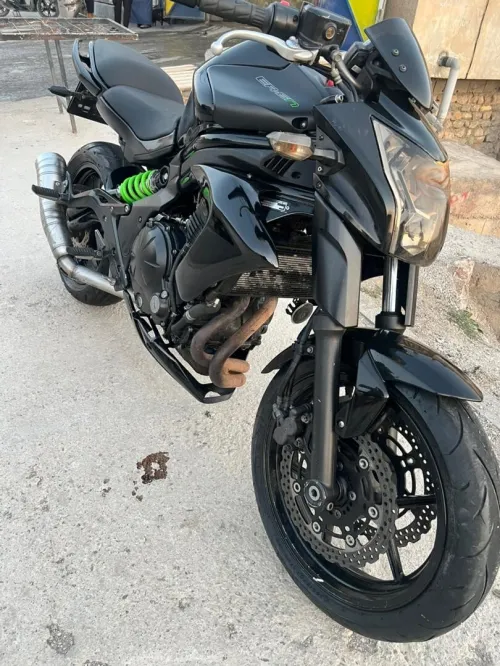 Kawazaki ER6N 2015