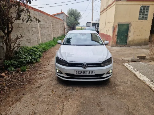 Volkswagen Polo 2018 Start +
