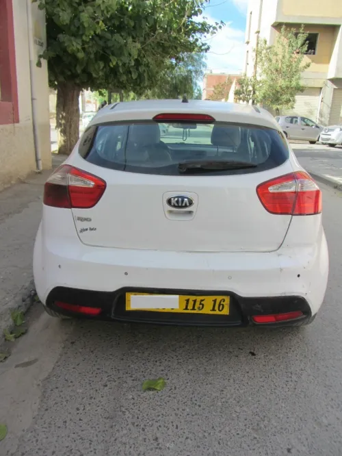 Kia Rio 5 portes 2015 