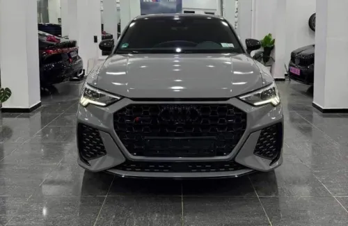 Audi RSQ3 2023 