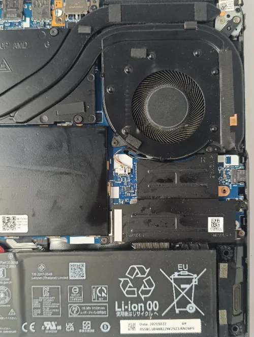 Laptop Lenovo معطل