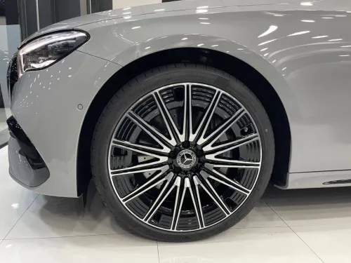 Mercedes Classe E220D 2025 AMG LINE