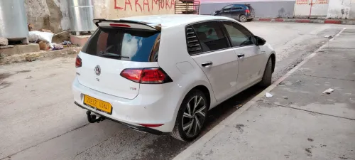Volkswagen Golf 7 2014 Trend line