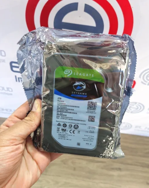Disaue Dur HDD 2 TB SATA  3.5 SEAGATE SKYHAWK SURVEILLANCE / (NEW)