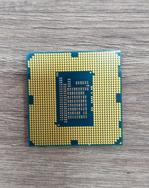Processeur CPU Intel Core i3 3ème génération i3-3240 3.40GHz