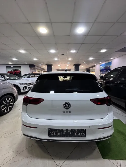Volkswagen Golf 8 2021 GTE