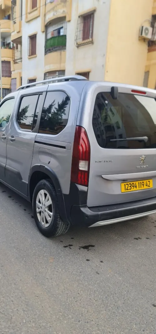 Peugeot Rifter 2019 