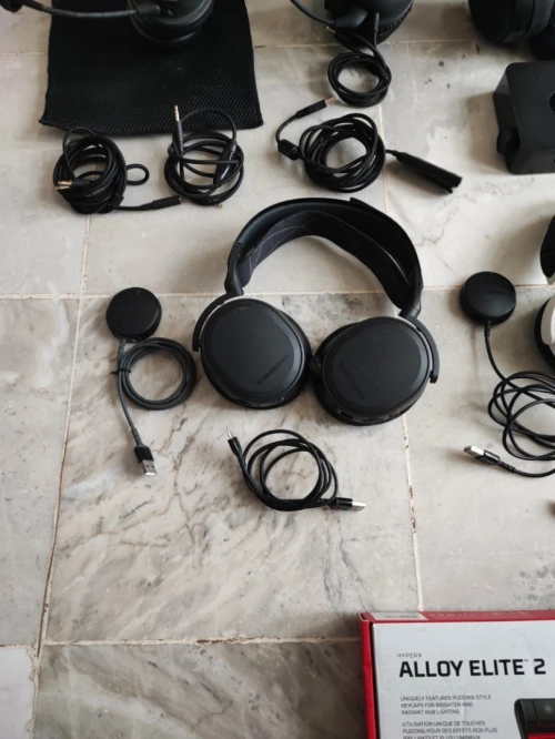 Steelseries Arctis 7 arctis pro Wireless hyperx cloud 2 alpha alloy fps sennheiser 