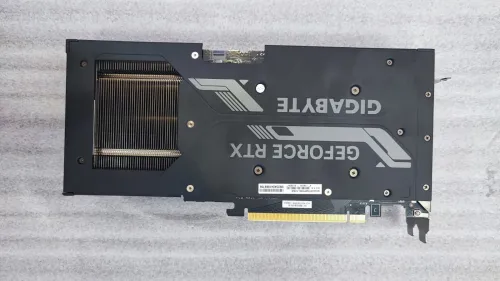 RTX 4070 gigabyte 12g OC