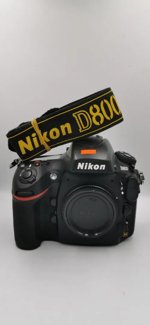 Nikon D800 (34k clic) état neuf