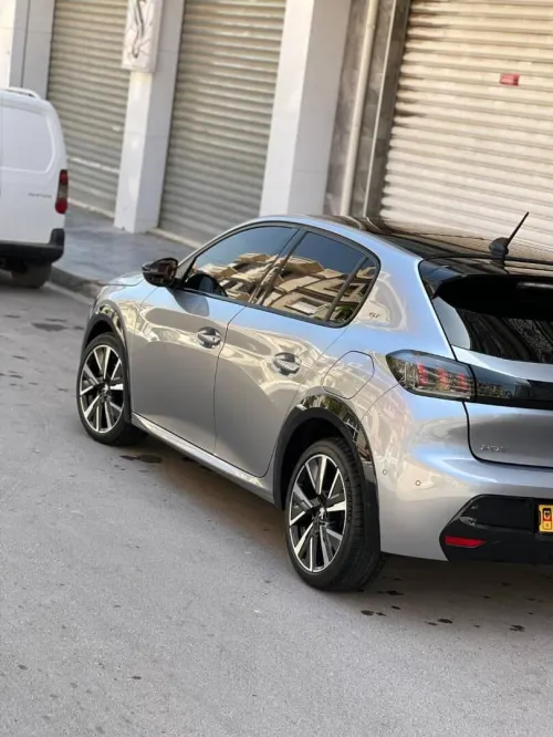 Peugeot 208 2022 GT Line