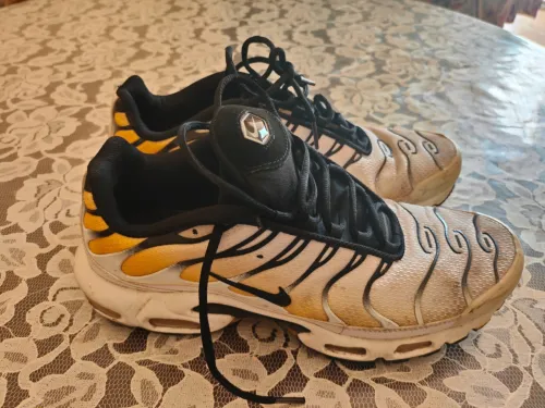 Nike 44 pointure