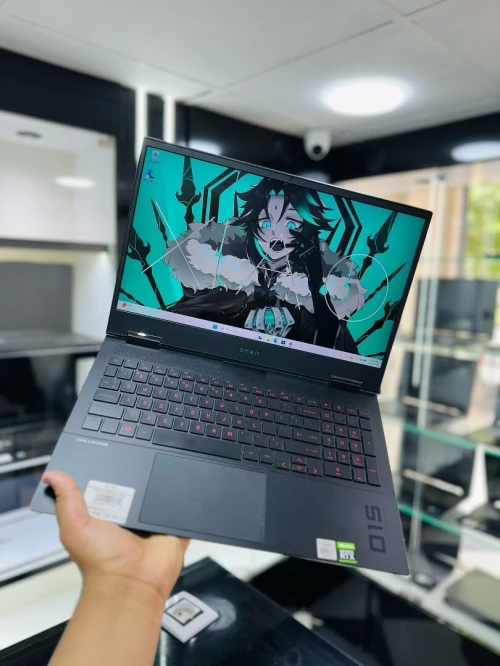 HP OMEN 15 I7-10750H 16GB 512GB SSD NVME RTX 2060 6GB 144Hz