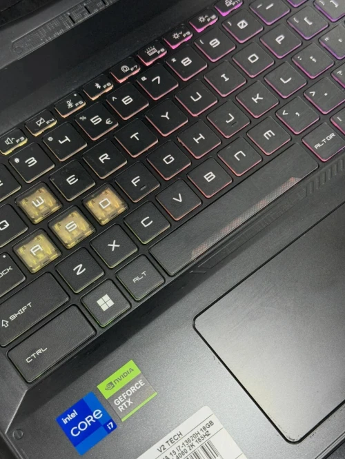 MSI KATANA 15 I7-13620H 16GB DDR 5 512GB SSD NVME RTX 4060 8GB 2K 165Hz