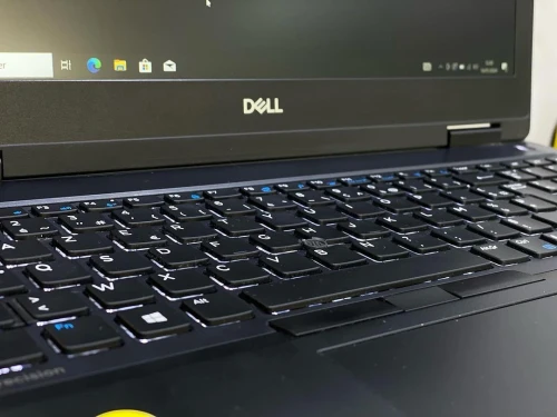 DELL PRECISION 7530 i7-8850H 16GB 512GB SSD QUADRO P1000
