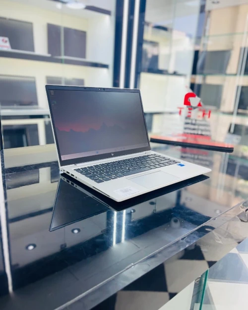 HP ELITEBOOK 840 G8  I5-1135G7 16GB 512GB SSD