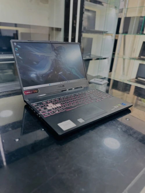 ASUS TUF F15 I7-11800H 16GB 512GB SSD NVME RTX 3060 6GB 144Hz