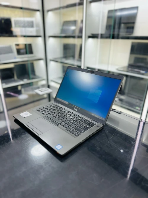 DELL LATITUDE 5400 I7-8665U 16GB 256GB SSD NVME