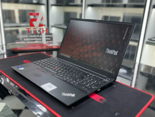 LENOVO THINKPAD E15  I7-1255u 16GB 512GB SSD