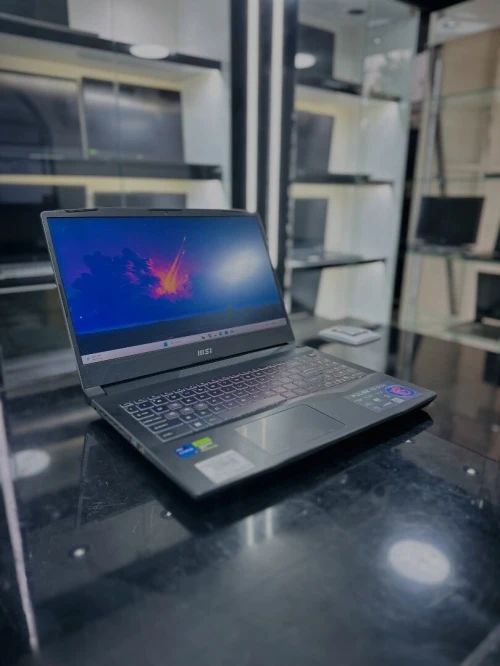 MSI PULSE I7-13700H 16GB 512GB RTX 4060 8GB 2k 165Hz