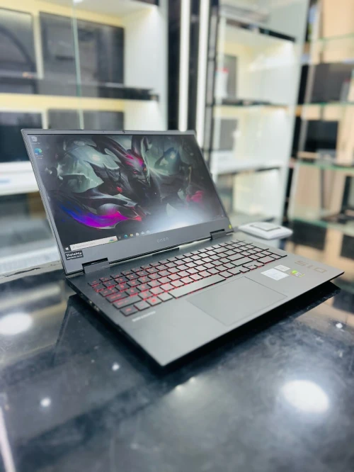 HP OMEN 15 I5-10300H 16GB 512GB NVME RTX 2060 6GB 144Hz