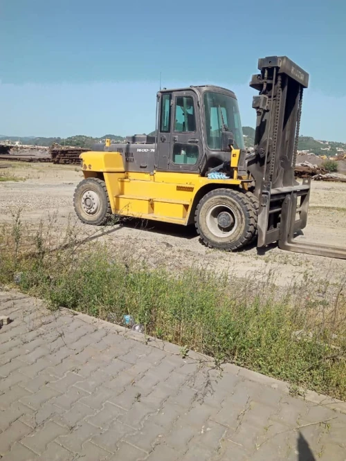 Hyundai 160D7E Chariot elevateur, Clark 2024