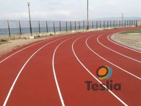 terrains multisports et pistes d'athlétismes aire de jeux 