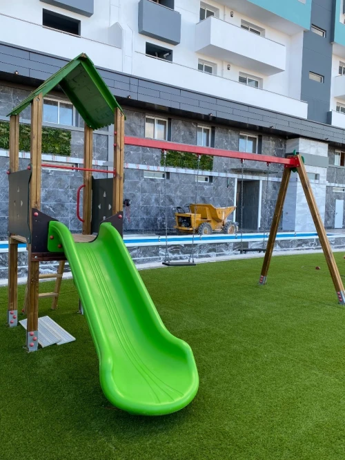 BALANÇOIRE aires de jeux 