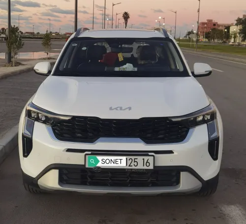 Kia Sonet  2025 Luxury