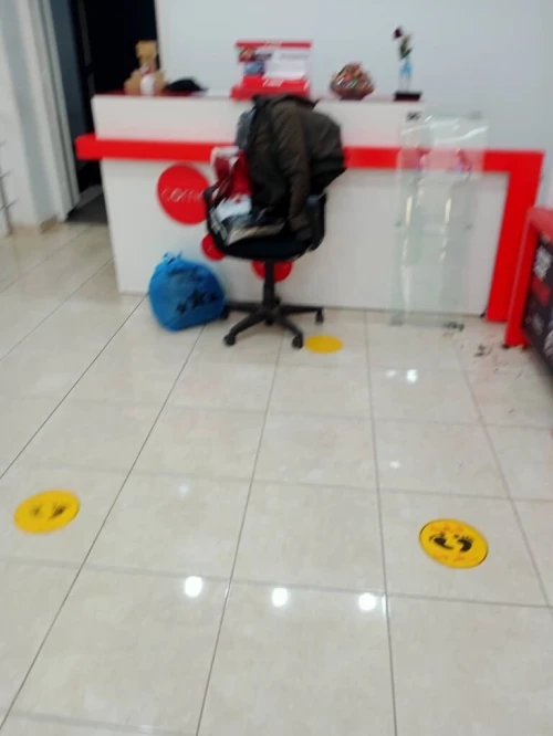 Meuble pour showroom informatique