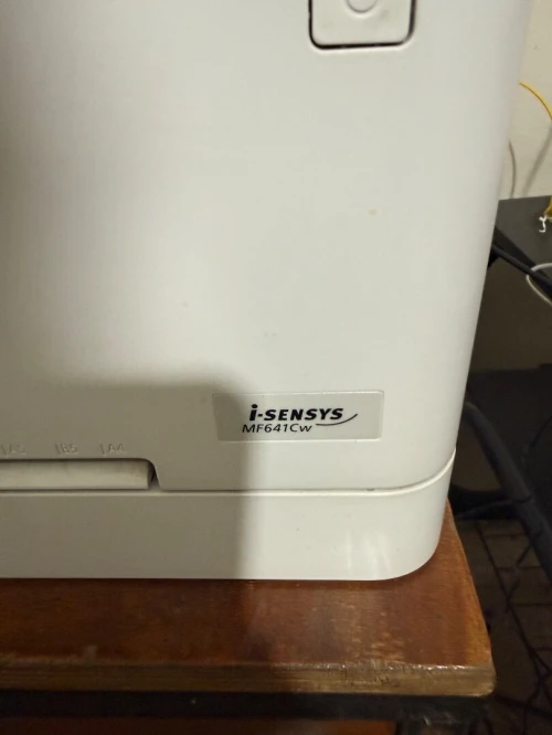 Imprimante laser couleur i-sensys MF641CW
