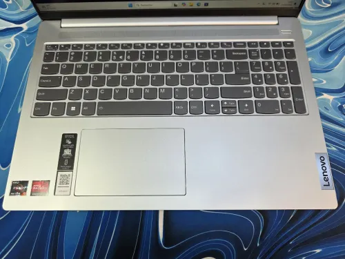LENOVO IDEAPAD SLIM 5 16 RYZEN 5 7430U / 16GB DDR4 / 512SSD /16P IPS FHD