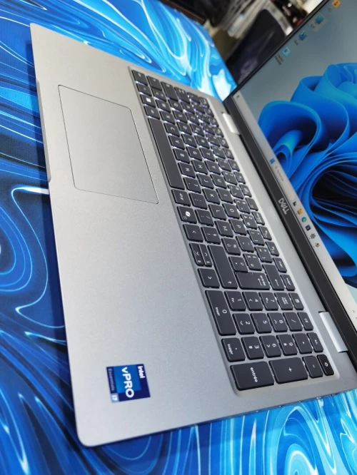 DELL LATITUDE 5550 CORE I7 13ÈME 16GB 512GB SSD 15.6P FHD