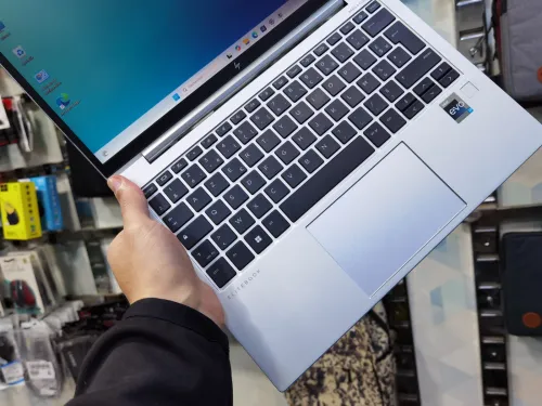 HP ELITEBOOK 830 G10 I7 13ÈME 32GB DDR5 512GB 13.3P IPS FHD