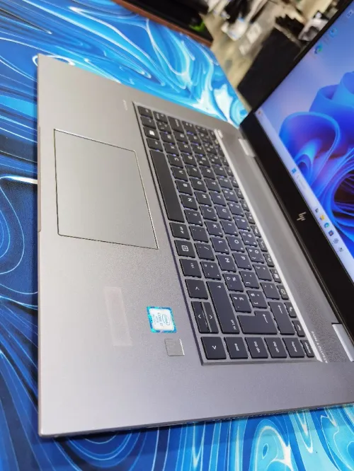 HP ZBOOK STUDIO G5 I7 9750H NVIDIA QUADRO P1000 4GB 16GB 512GB SSD