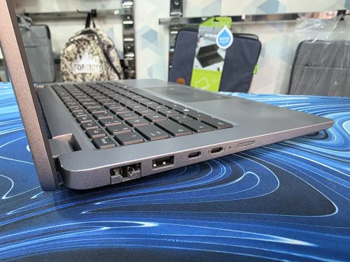 DELL PRECISION 3490 CORE ULTRA 5 135H 32GB DDR5 512GB NVME