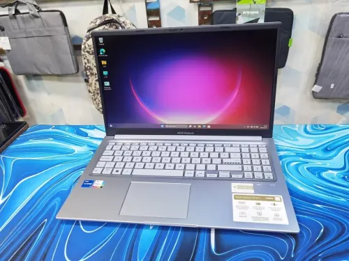 ASUS VIVOBOOK 15 I7 1255U 12ÈME 16GB 1000GB SSD NVME 15.6P