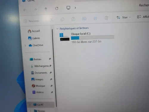 HP ELITEBOOK 840 G9 CORE I5 1240P 16GB DDR5 256SSD