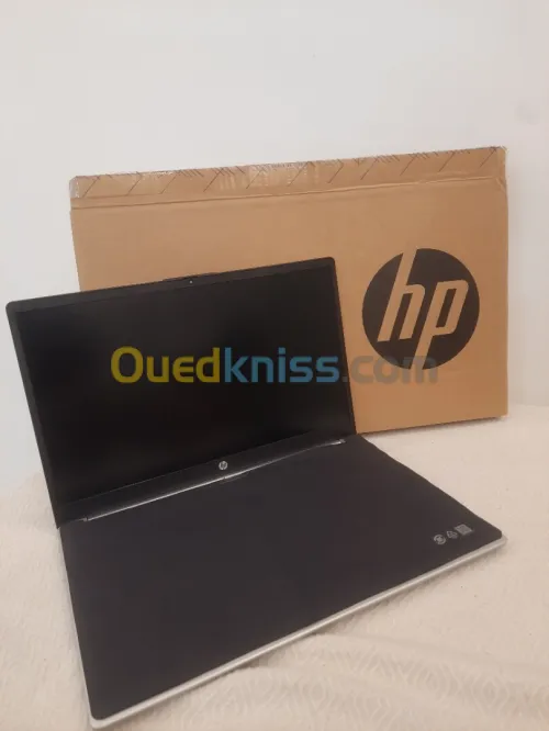 Pc laptop hp 15-fr0682tu i7 13th Gen 