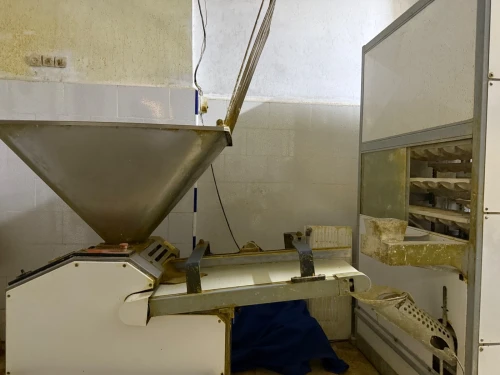 Matériel de boulangerie automatique 