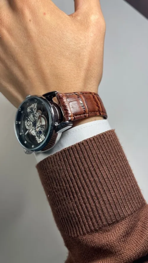 Montre Tomi