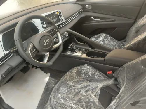 Hyundai Elantra 2025 GLX