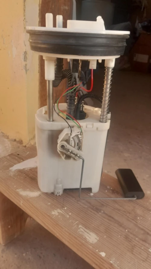 pompe a essence ibiza 1.4