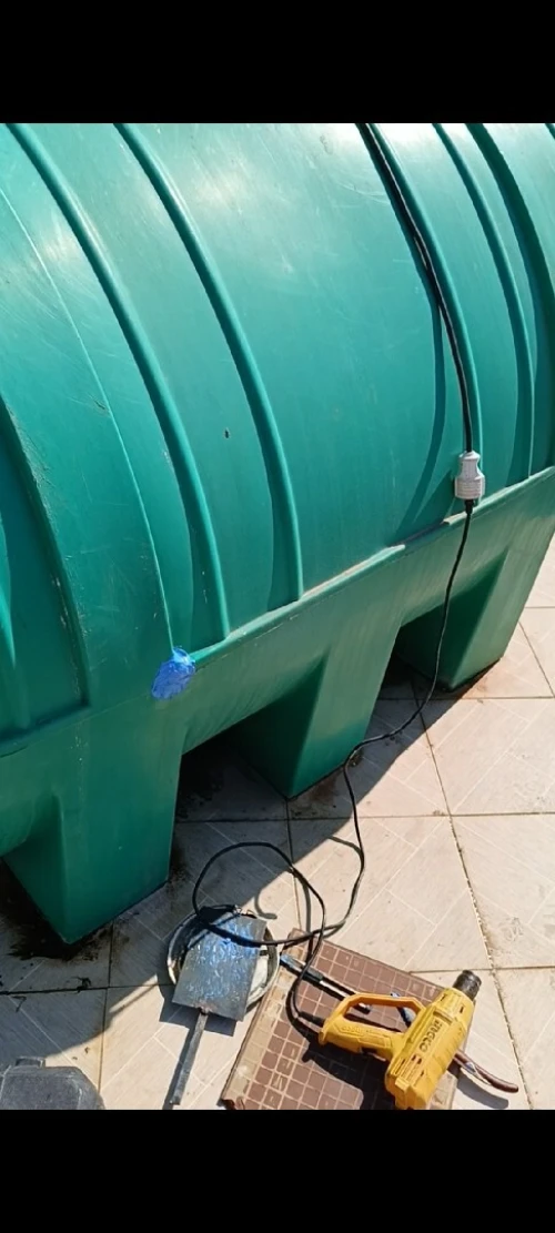 اصلاح خزانات الماء البلاستيكية réparation réservoir d'eau plastique