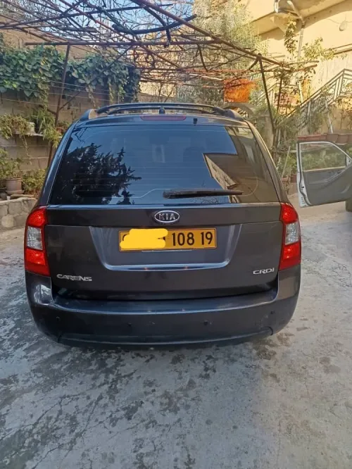 Kia Carens 2008 3 box